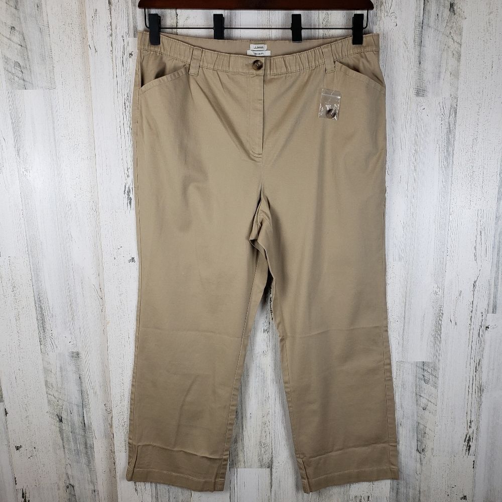 LL Bean Classic Fit Khaki Pants Sz 22W
